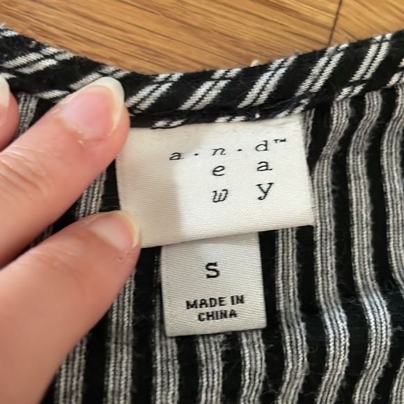 Striped jumpsuit - Picture 3 of 3